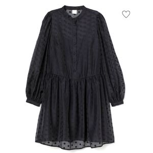 H&M Black Dotted Puff Sleeve Dress. BRAND NEW. SIZE SMALL